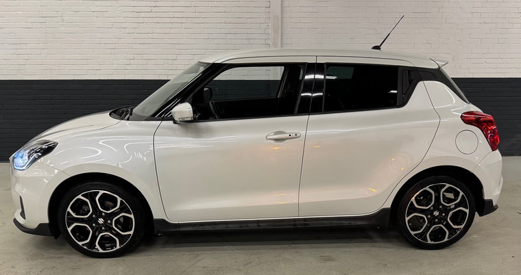 Vehicle Image 7