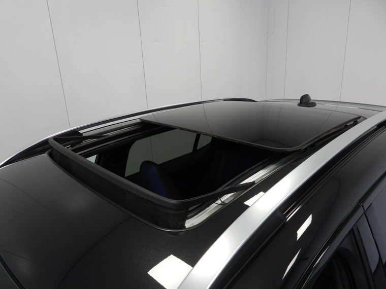 Vehicle Image 40