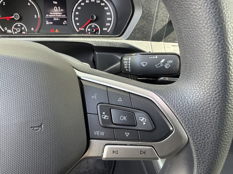 Vehicle Image 27