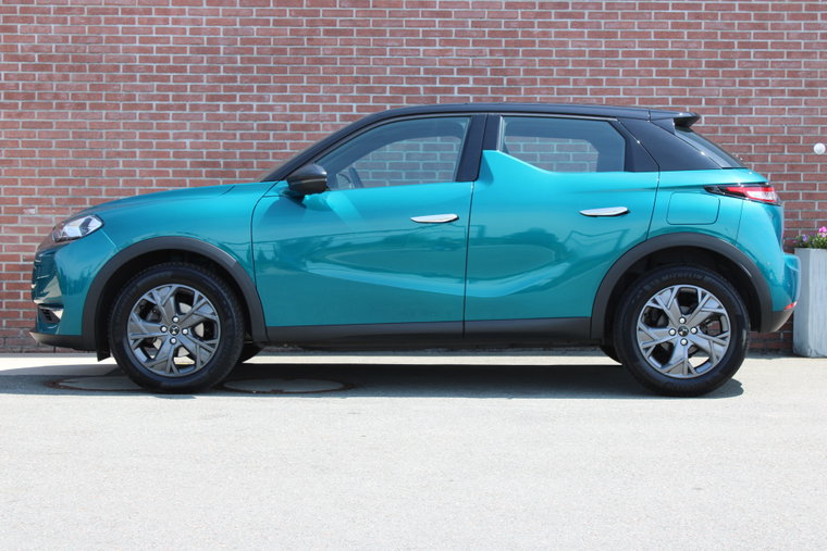 Vehicle Image 17