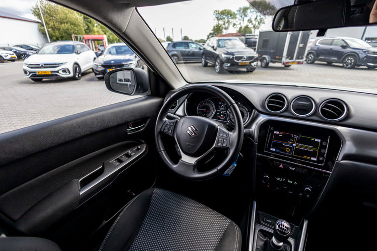 Vehicle Image 20