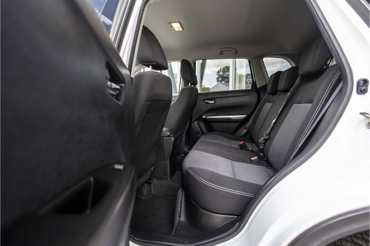 Vehicle Image 10
