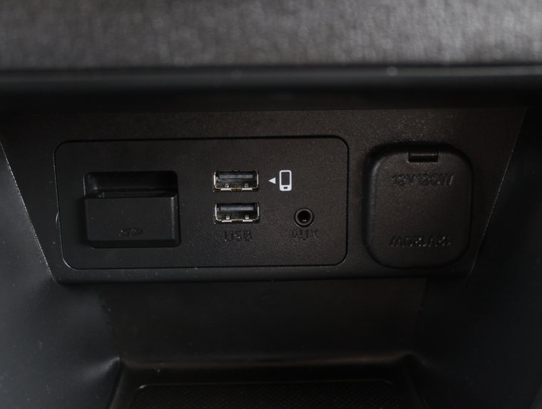 Vehicle Image 34