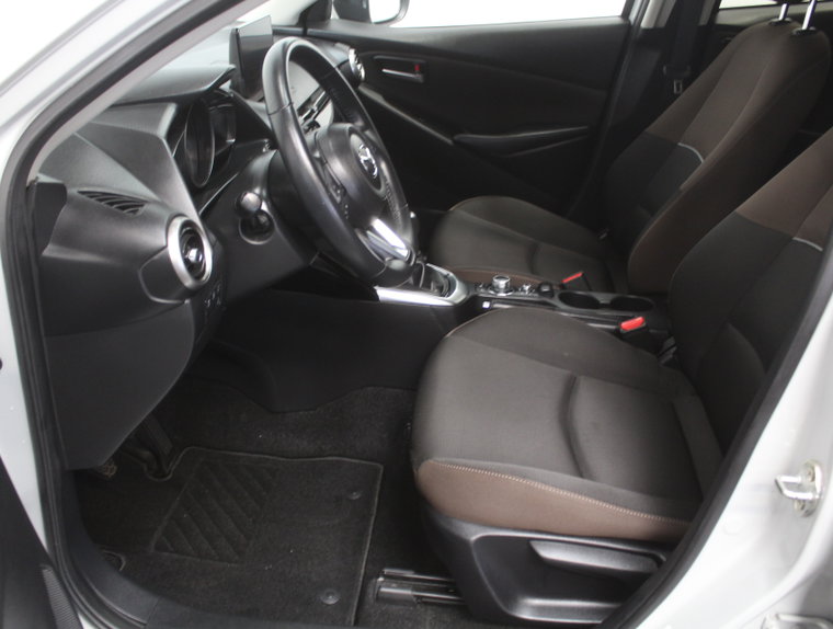 Vehicle Image 36