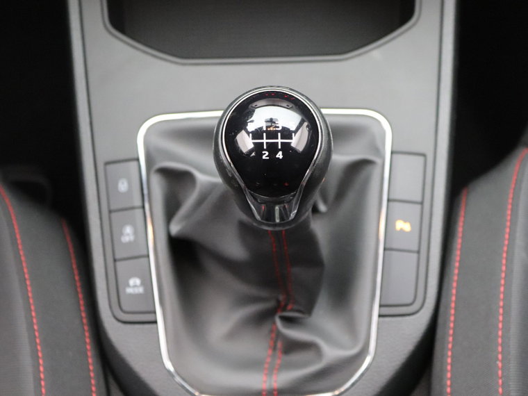 Vehicle Image 23