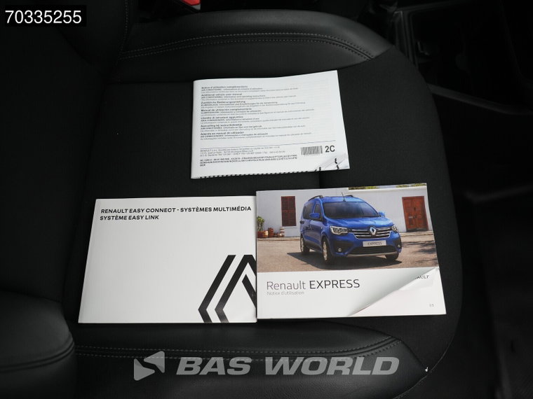 Vehicle Image 33
