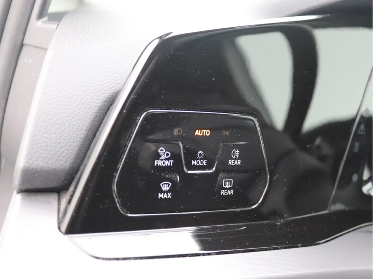 Vehicle Image 34
