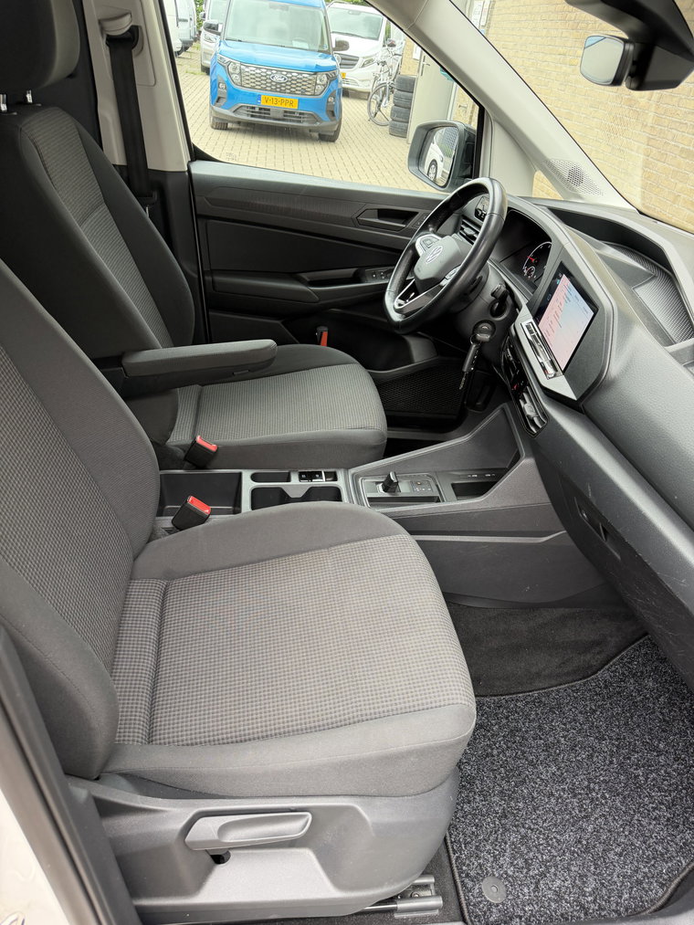 Vehicle Image 31