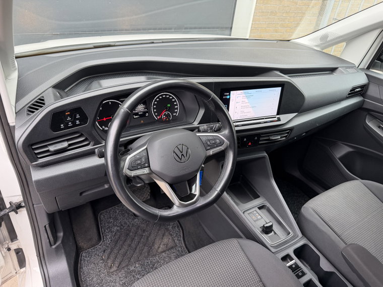 Vehicle Image 33