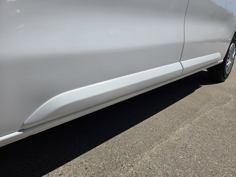 Vehicle Image 36