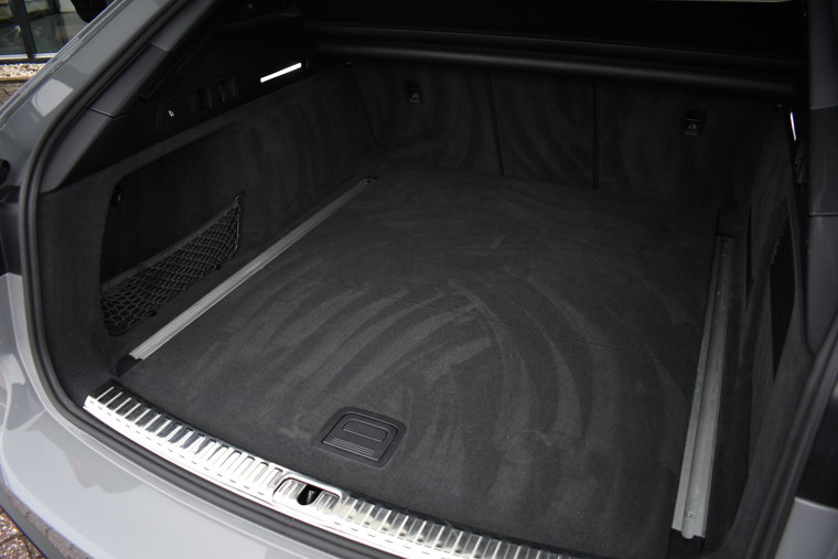 Vehicle Image 36