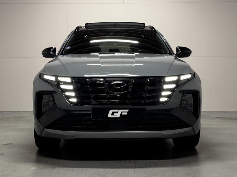 Vehicle Image 12