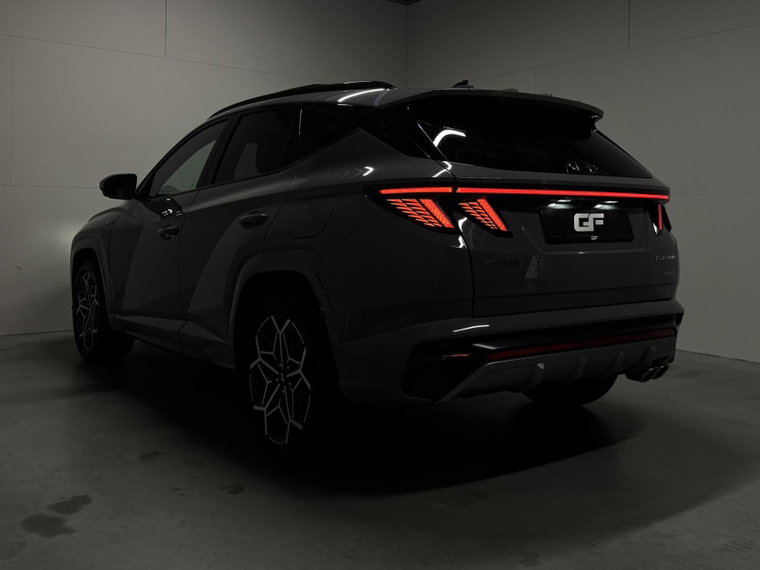 Vehicle Image 15