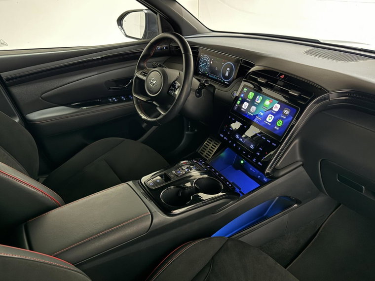 Vehicle Image 21
