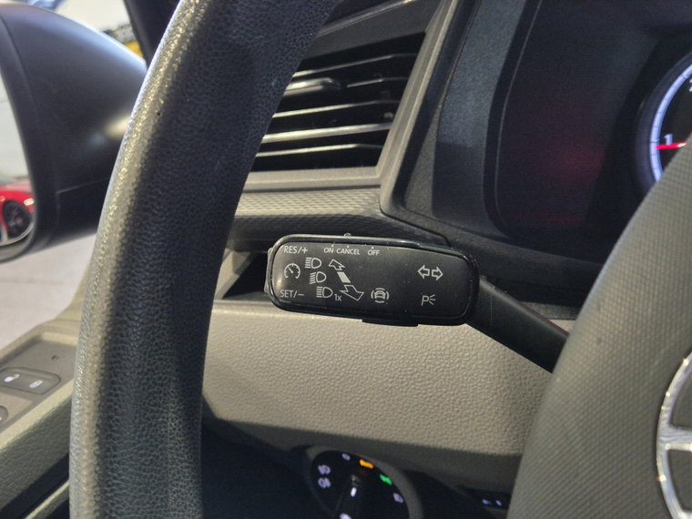 Vehicle Image 27