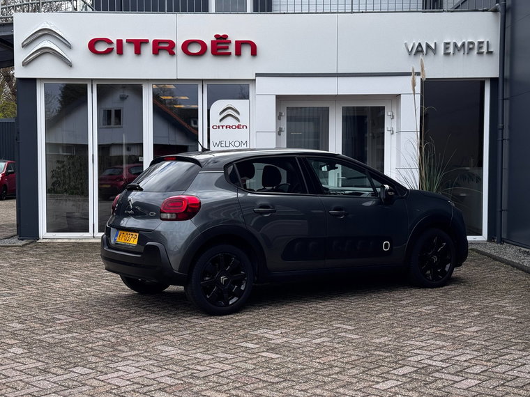 Vehicle Image 27