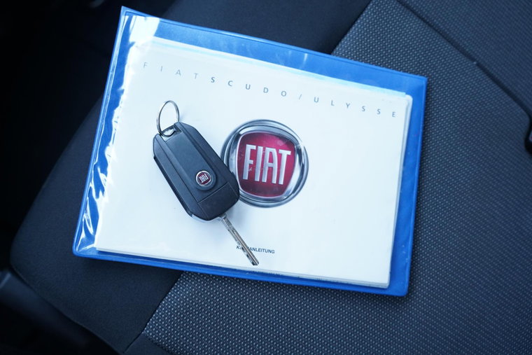 Vehicle Image 36