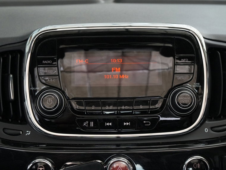 Vehicle Image 40