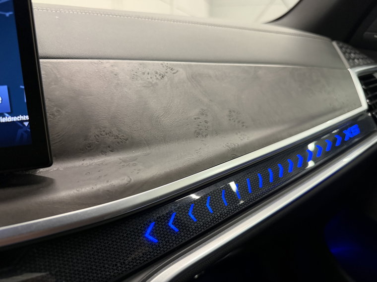 Vehicle Image 37