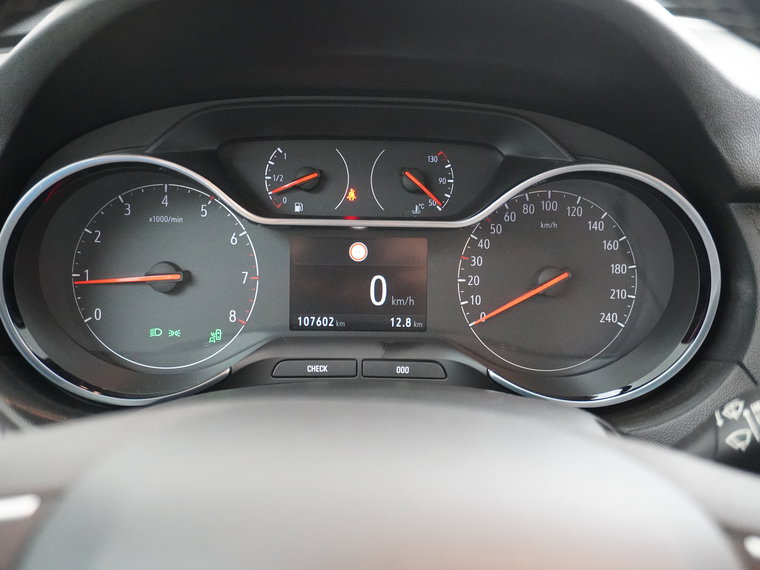 Vehicle Image 28