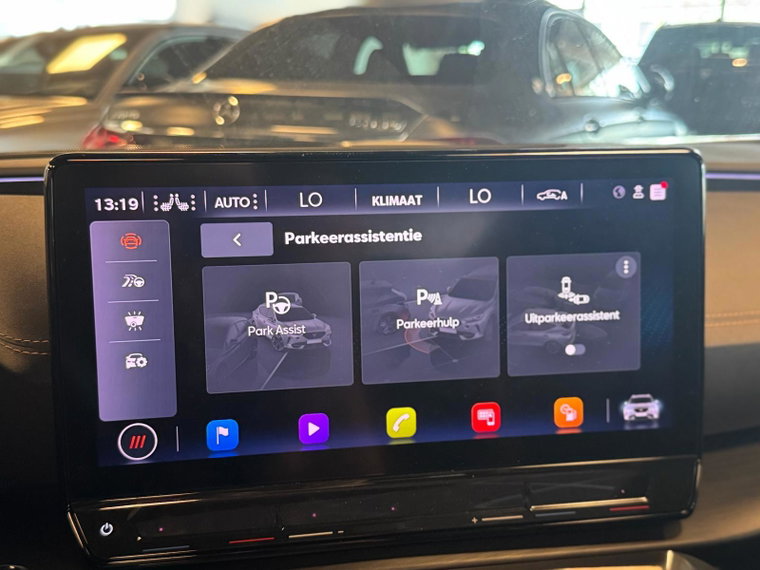 Vehicle Image 31