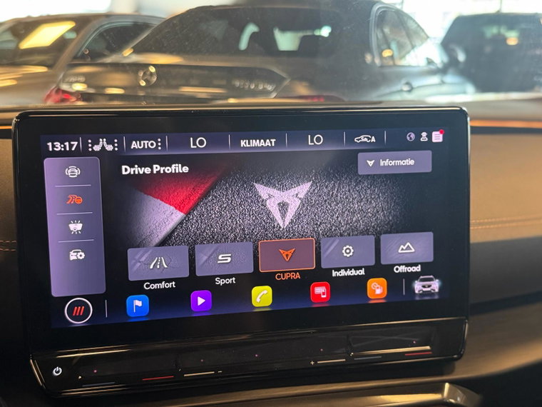 Vehicle Image 37