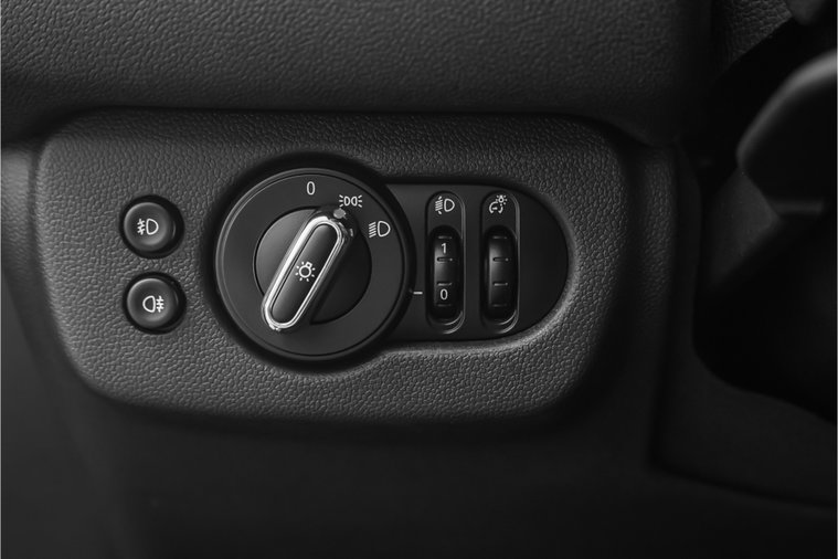 Vehicle Image 33
