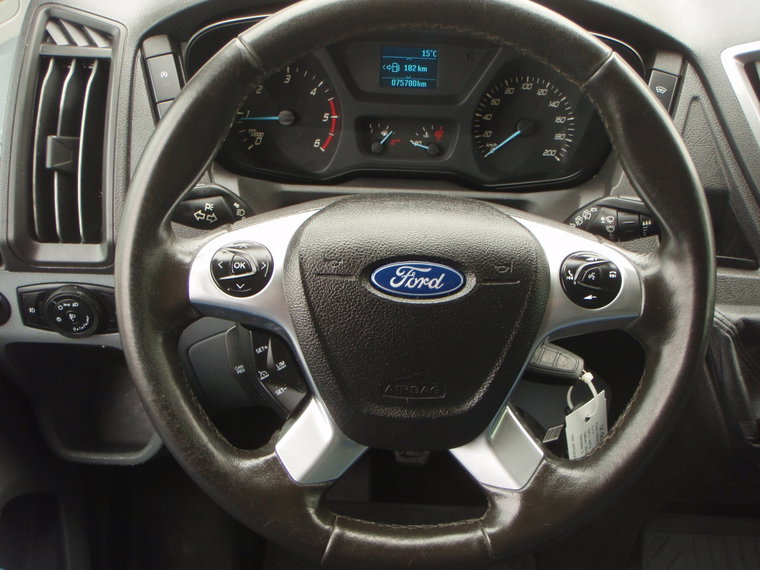 Vehicle Image 16