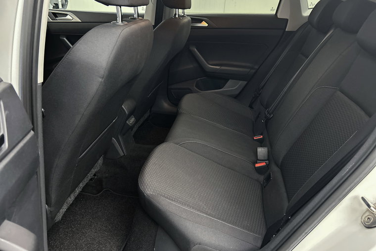 Vehicle Image 27
