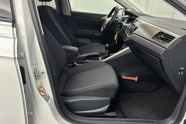 Vehicle Image 31