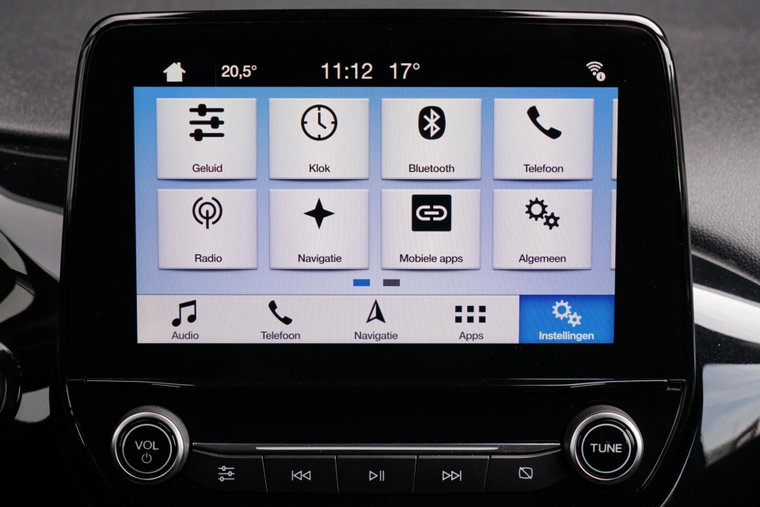 Vehicle Image 9