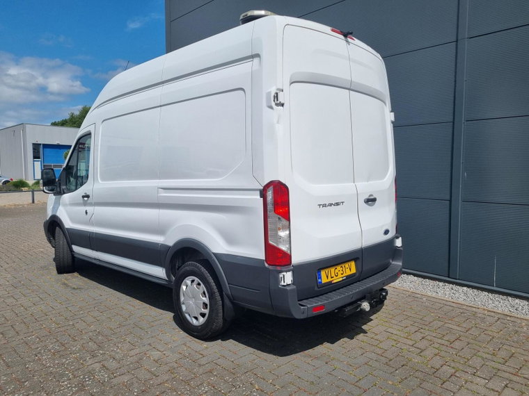 Vehicle Image 22
