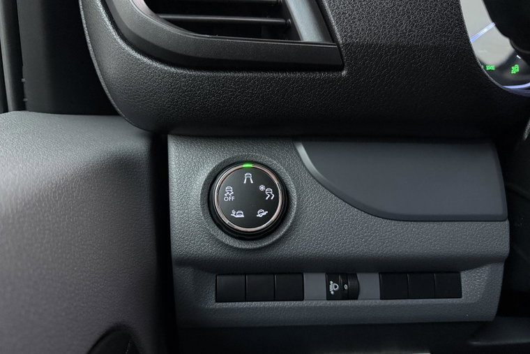Vehicle Image 21
