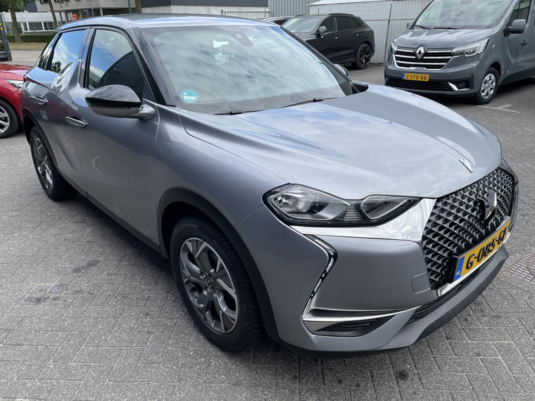 Vehicle Image 7