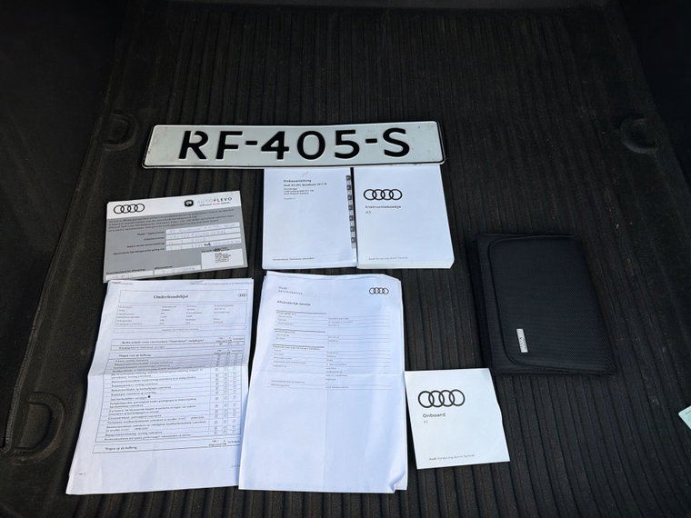 Vehicle Image 26