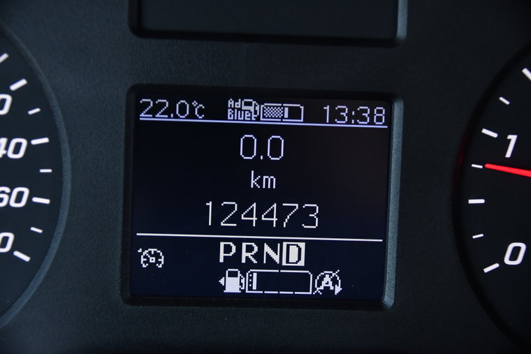 Vehicle Image 32