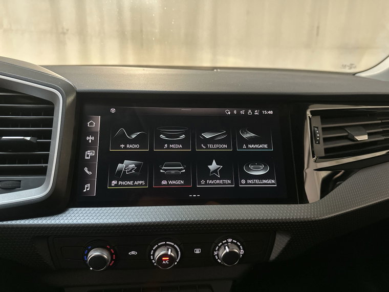 Vehicle Image 15