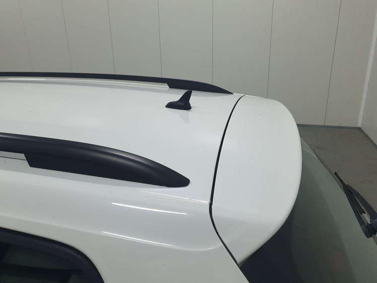 Vehicle Image 27
