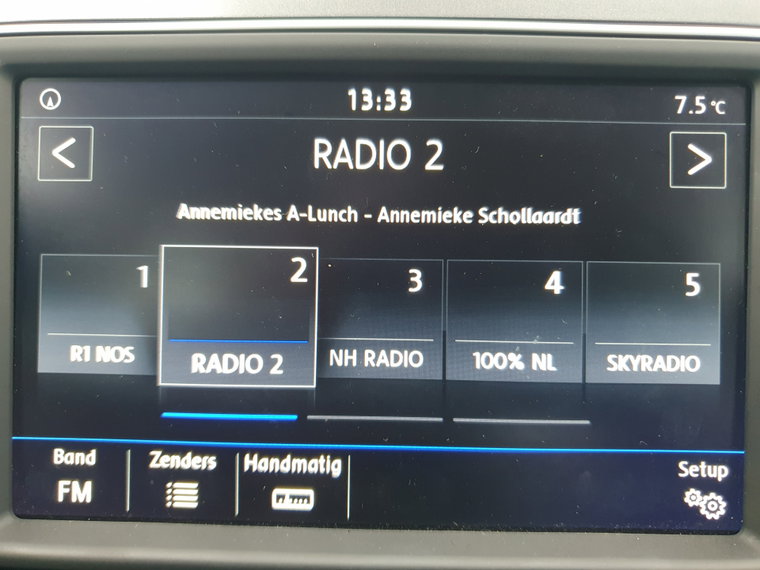 Vehicle Image 32