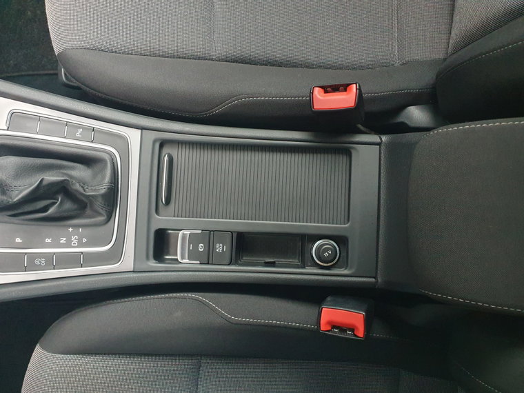 Vehicle Image 41