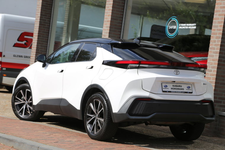 Vehicle Image 21