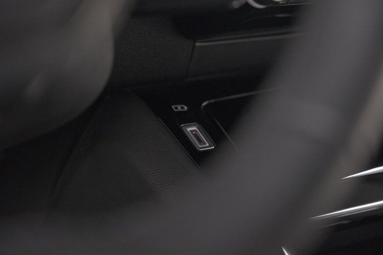 Vehicle Image 39