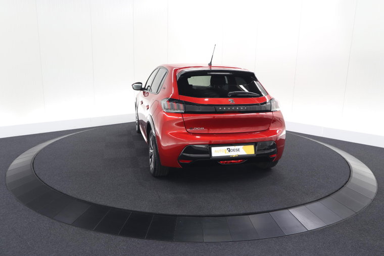 Vehicle Image 21