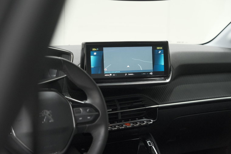 Vehicle Image 35