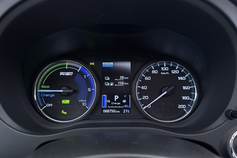 Vehicle Image 22