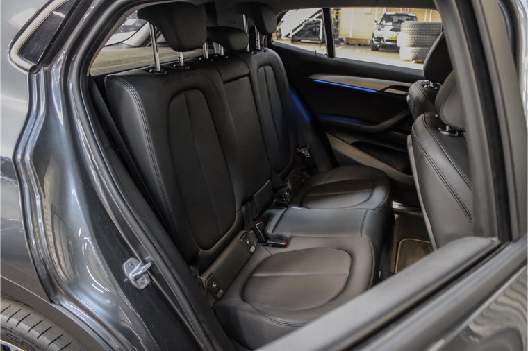 Vehicle Image 36