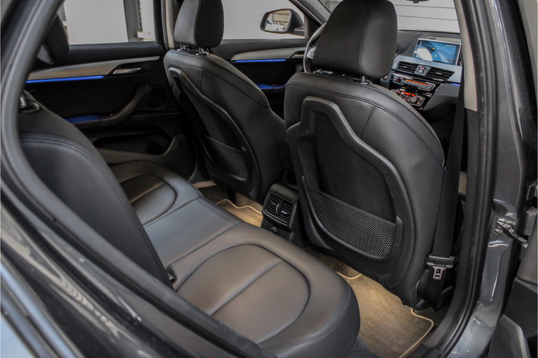 Vehicle Image 37