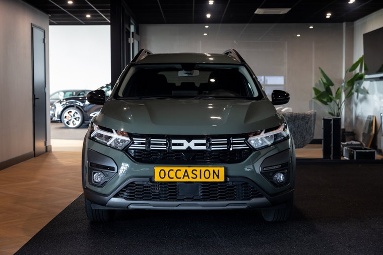 Vehicle Image 7