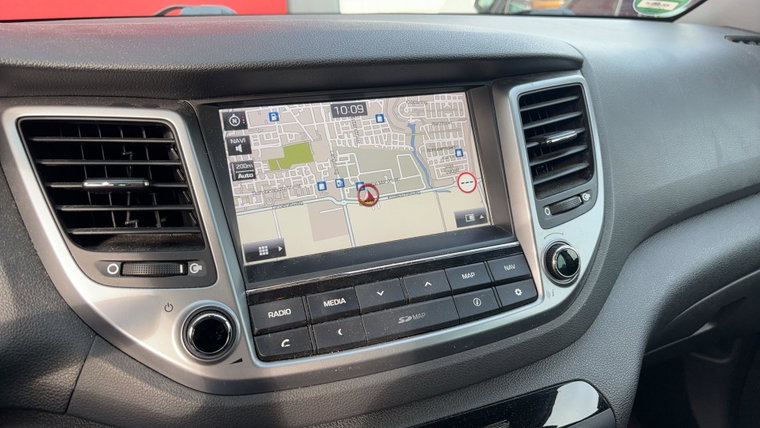 Vehicle Image 9