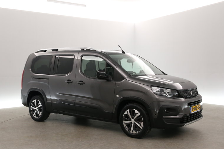 Vehicle Image 33